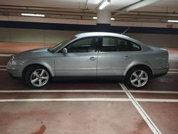 Usata 2003 VW Passat Highline Tre volumi | 5000 €