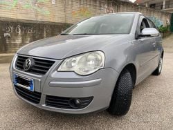 Grigio Usata 2007 VW Polo Tre volumi | 1999 € (Super prezzo)