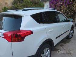 Bianco Usata 2013 Toyota RAV4 Tre volumi | 14.500 € (Molto cara)