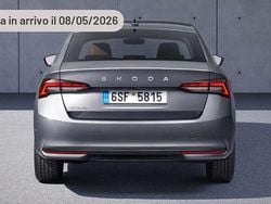 Argento Nuova 2025 Skoda Octavia Style Tre volumi | 28.650 € (Buon prezzo)