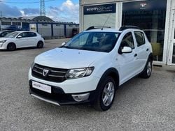 Bianco Usata 2016 Dacia Sandero Prestige Tre volumi | 8900 € (Cara)
