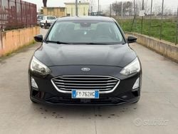 Nero Usata 2019 Ford Focus ST-Line Tre volumi | 8999 € (Super prezzo)