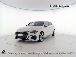 Bianco ghiacciaio metallizzato Usata 2024 Audi A3 Sportback S-Line Tre volumi | 35.400 € (Buon prezzo)