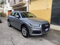 Grigio Usata 2020 Audi Q5 Business SUV | 30.700 € (Buon prezzo)