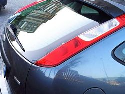 Grigio Usata 2005 Ford Focus Tre volumi | 2400 € (Buon prezzo)