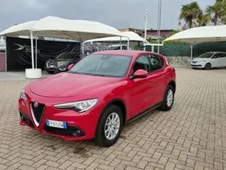 Rosso Usata 2018 Alfa Romeo Stelvio Ti SUV | 26.986 € (Buon prezzo)