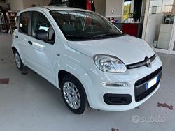 Bianco Usata 2017 Fiat Panda Easy Tre volumi | 10.900 € (Cara)