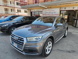 Grigio Usata 2019 Audi Q5 Sport SUV | 24.300 € (Buon prezzo)