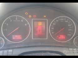 Blu Usata 2001 Audi A4 Tre volumi | 800 € (Super prezzo)