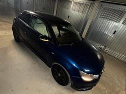 Blu Usata 2010 Audi A1 S-Line Tre volumi | 5200 € (Super prezzo)