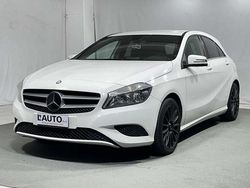 Blu/azzurro Usata 2012 Mercedes A200 Sport Tre volumi | 8900 €