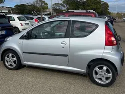 Argento Usata 2007 Peugeot 107 Due volumi | 4000 € (Buon prezzo)