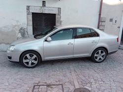 Usata 2006 VW Jetta Tre volumi | 4000 €