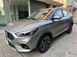 Argento Usata 2024 MG ZS Luxury Tre volumi | 15.900 € (Buon prezzo)