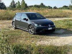 Usata 2017 VW Golf Sportsvan Highline Monovolume | 16.000 € (Molto cara)