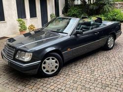 Nero Usata 1994 Mercedes E300 Cabrio | 27.550 €