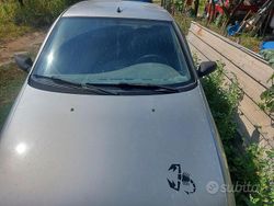 Grigio Usata 1997 Fiat Punto Tre volumi | 1450 €