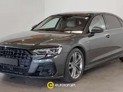 Grigio Usata 2023 Audi A8L Business Tre volumi | 87.950 €