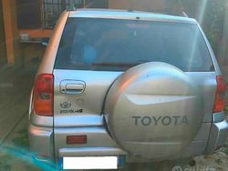 Usata 2003 Toyota RAV4 Station wagon | 4800 € (Buon prezzo)