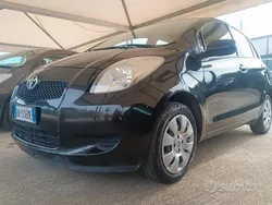 Nero Usata 2008 Toyota Yaris Sol Tre volumi | 3200 € (Ottimo prezzo)