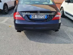 Usata 2008 Mercedes CLS320 Tre volumi | 11.000 € (Buon prezzo)