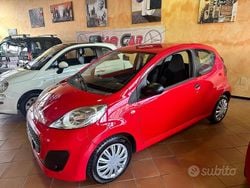 Rosso Usata 2013 Peugeot 107 Active Due volumi | 4000 € (Buon prezzo)