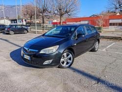 Nero Usata 2012 Opel Astra Station wagon | 2499 € (Ottimo prezzo)