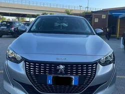 Grigio Usata 2020 Peugeot 208 Active Due volumi | 12.500 € (Buon prezzo)