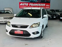 Bianco Usata 2010 Ford Focus S Station wagon | 2300 € (Buon prezzo)