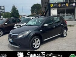 Grigio Usata 2012 Dacia Sandero Stepway Tre volumi | 3900 € (Ottimo prezzo)
