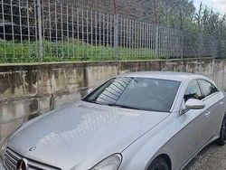 Usata 2006 Mercedes CLS320 Tre volumi | 11.000 €