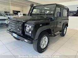 Nero Usata 2010 Land Rover Defender SUV | 29.800 € (Buon prezzo)