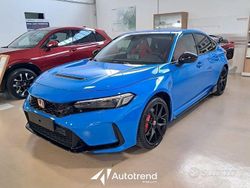 Nero Nuova 2025 Honda Civic Type R Tre volumi | 63.900 € (Molto cara)