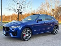 Blu Usata 2019 Maserati Levante SUV | 38.990 € (Buon prezzo)