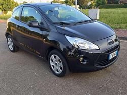Nero Usata 2015 Ford Ka Tre volumi | 5000 € (Buon prezzo)