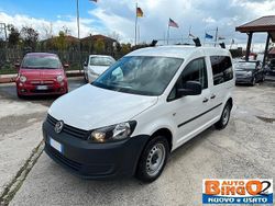 Bianco Usata 2015 VW Caddy Highline Monovolume | 10.900 € (Molto cara)