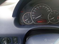 Nero Usata 2006 Peugeot 1007 Due volumi | 2000 € (Ottimo prezzo)