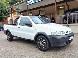 Bianco Usata 2004 Fiat Strada Pick-up | 7300 € (Molto cara)