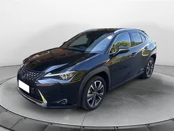 Nessuno Usata 2021 Lexus UX 300e Luxury Line SUV | 24.900 €