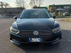 Nero Usata 2015 VW Passat Highline Station wagon | 11.499 € (Buon prezzo)