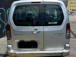 Usata 2012 Peugeot Partner Monovolume | 2250 € (Buon prezzo)
