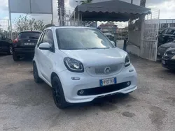 Bianco Usata 2017 Smart ForTwo Cabrio Prime Cabrio | 13.999 € (Buon prezzo)