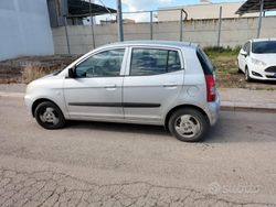 Grigio Usata 2004 Kia Picanto Due volumi | 1800 €