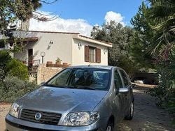 Grigio Usata 2003 Fiat Punto Tre volumi | 1800 € (Buon prezzo)
