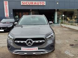 Grigio metallizzato Usata 2022 Mercedes GLA180 SUV | 30.990 € (Ottimo prezzo)