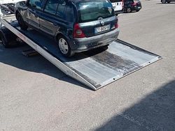 Verde Usata 2005 Renault Clio II Due volumi | 500 € (Super prezzo)