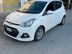 Bianco Usata 2015 Hyundai i10 Due volumi | 5500 € (Ottimo prezzo)