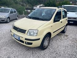 Giallo Usata 2009 Fiat Panda Tre volumi | 2900 € (Buon prezzo)