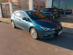 Blu Usata 2017 Opel Astra Tre volumi | 8490 € (Buon prezzo)
