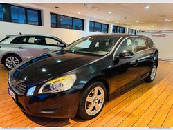 Nero Usata 2012 Volvo V60 Summum Station wagon | 3190 € (Molto cara)